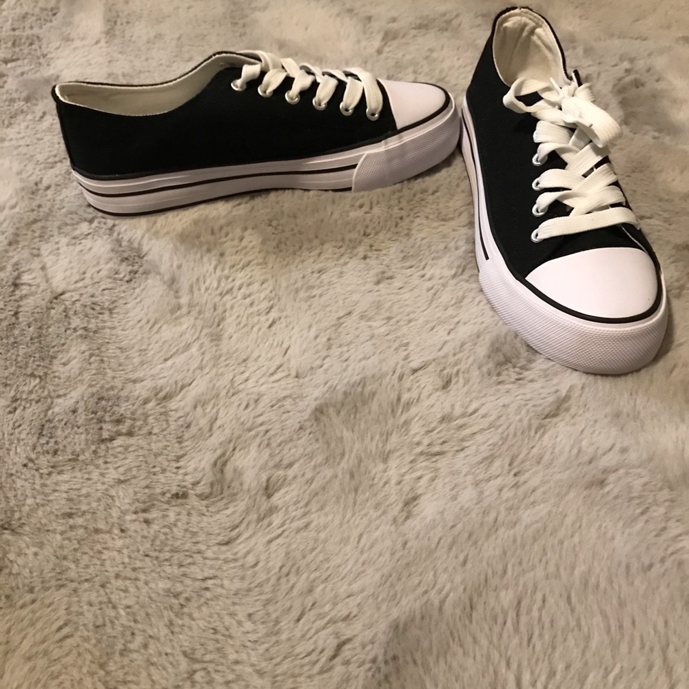 Forever 21 platform tennis shoes